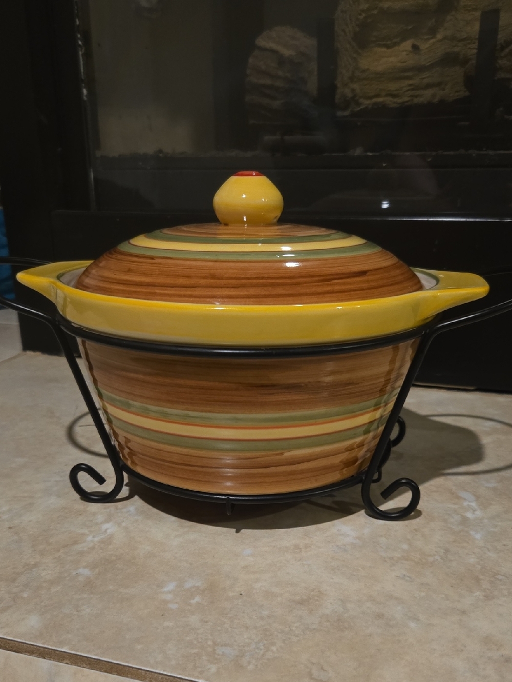 Temp-tations By Tara Striped Ceramic Covered Casserole with Wire Rack And Trivet